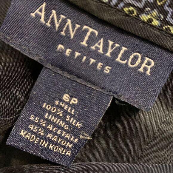 Ann Taylor Blue Silk Print Pencil Skirt Size Small Petite - Picture 5 of 6